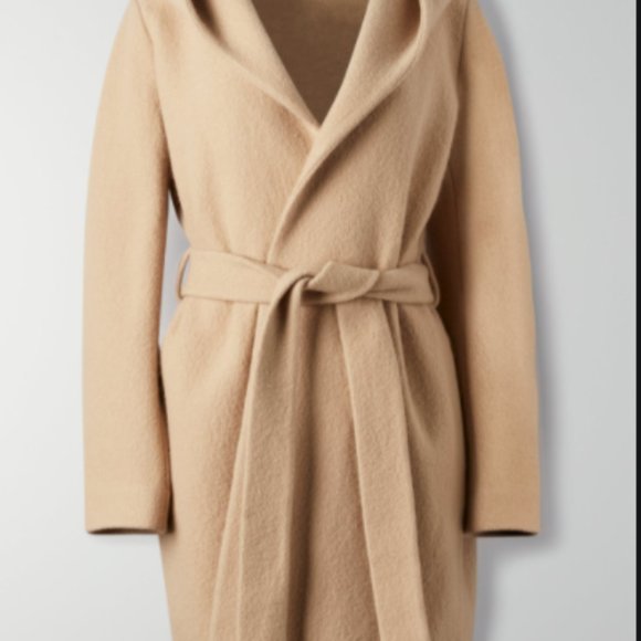 Wilfred Acre Robe - Picture 2 of 4